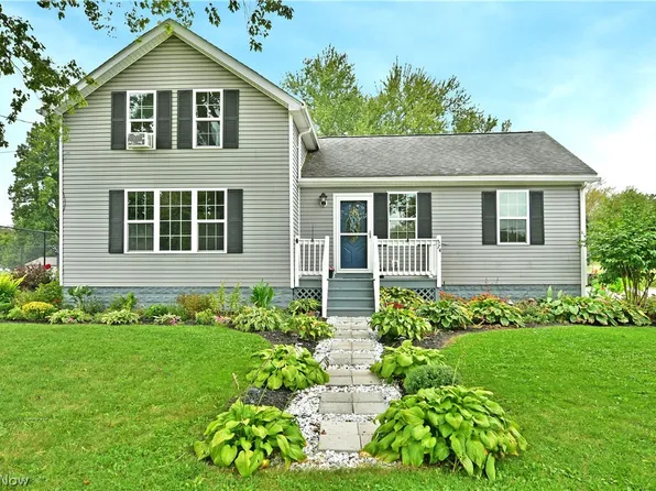 574 Braceville Robinson Rd SW, Newton Falls, OH 44444