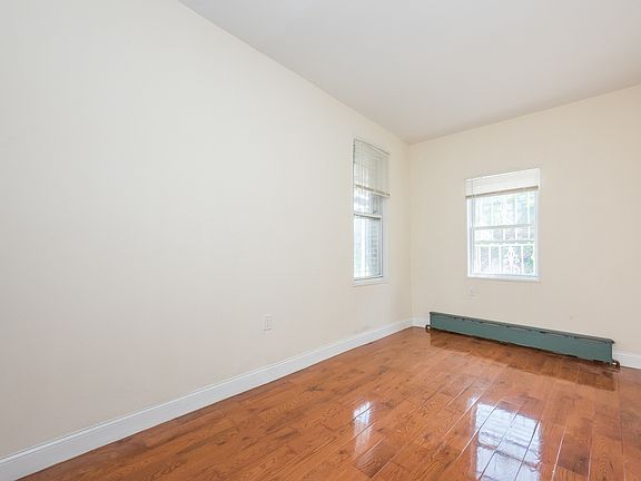 5th image of 36-15 32nd St #22