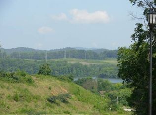 109 Oak Ter, Kingston, TN 37763