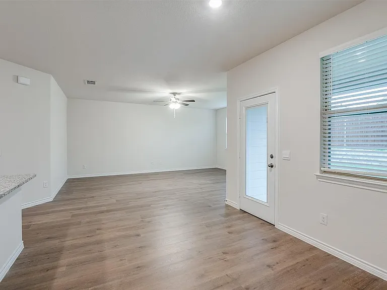 Dinning & living rooms.