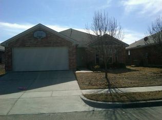 757 Silverbrook Dr, Saginaw, TX 76179