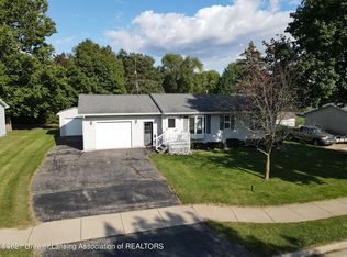 720 Cross St, Portland, MI 48875
