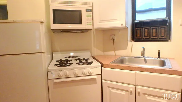 Rented by New York City Apartments | media 19