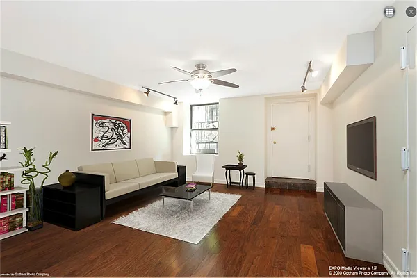 Rented by Living New York | media 13