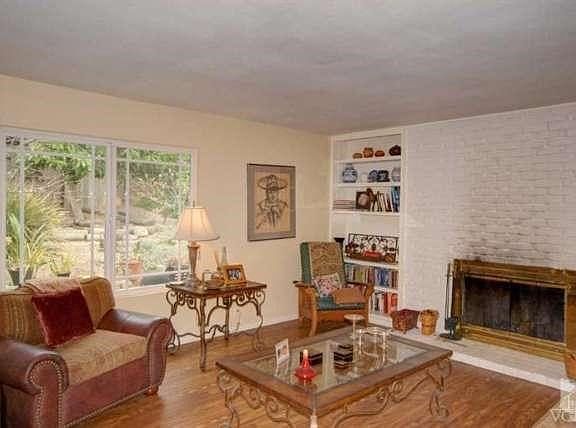 2nd image of 6901 Heron St