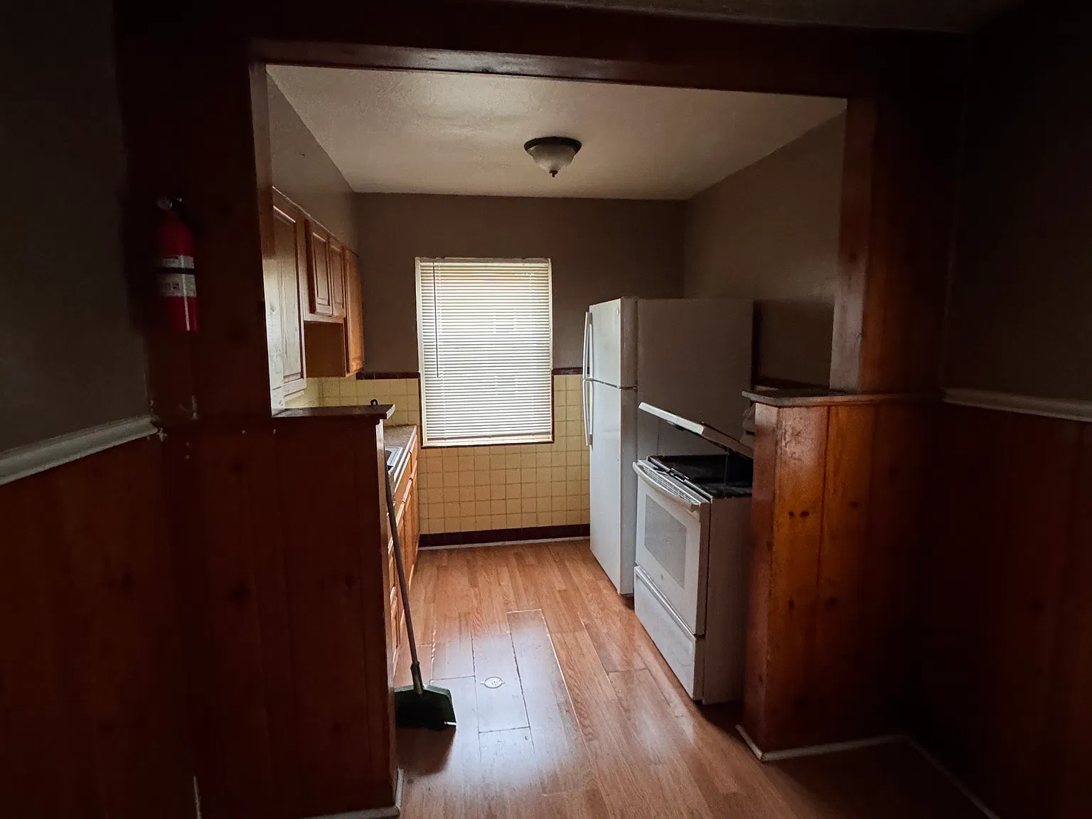 2 bed, 900 sqft, $950 — Photo 2