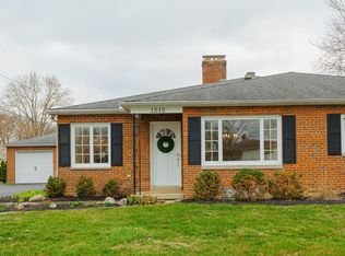 1515 Zollinger Rd, Columbus, OH 43221