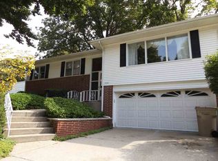 1151 Echo Dr, South Bend, IN