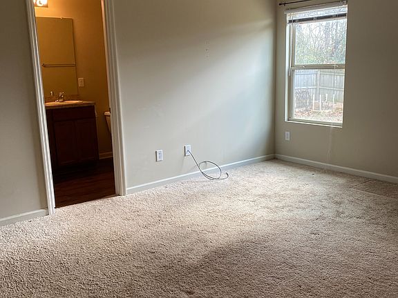 4th image of 30066 Abbeywood Ln