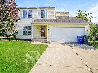 620 Wynstone Dr, Lewis Center, OH 43035