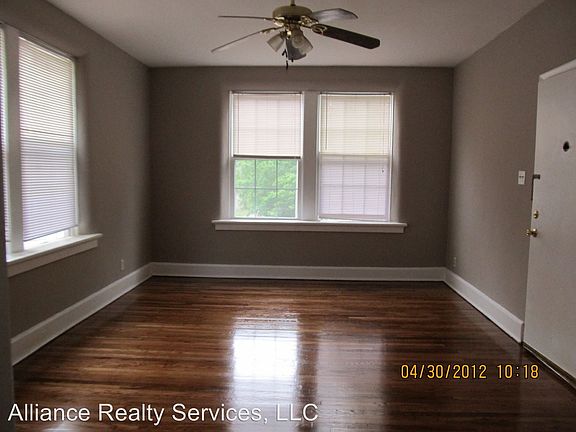 3rd image of 2101 Forest Ave #A