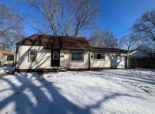 2924 S Franklin Street Rd, Decatur, IL 62521