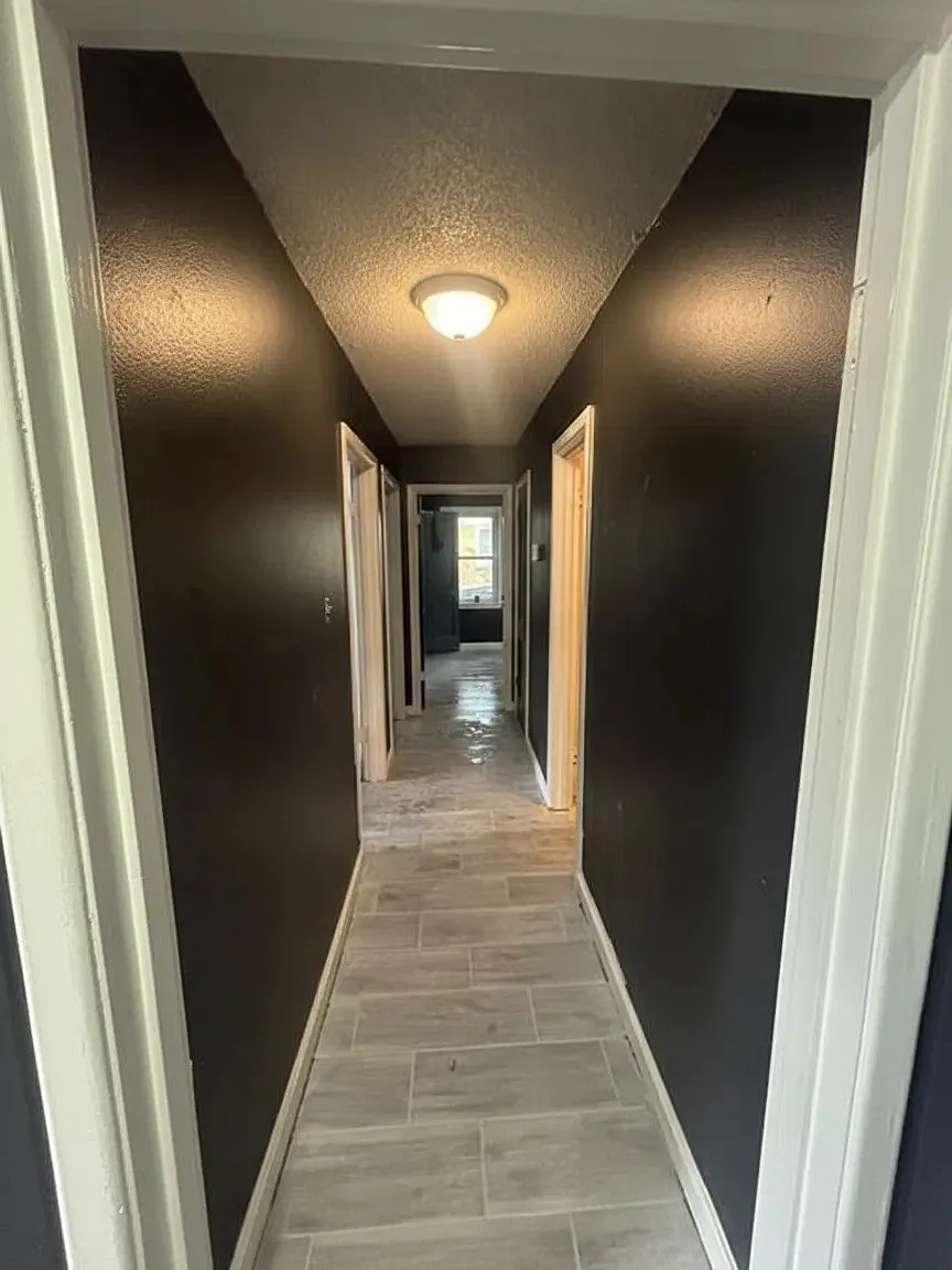 3 bed, 975 sqft, $1,440 — Photo 4