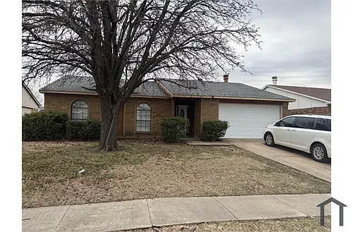 4805 Woodruff Dr Photo 1