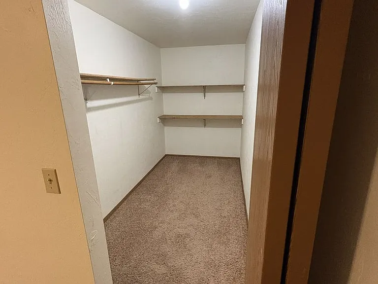 Make Lake Street Apartments YOUR Home!! — Photo 13