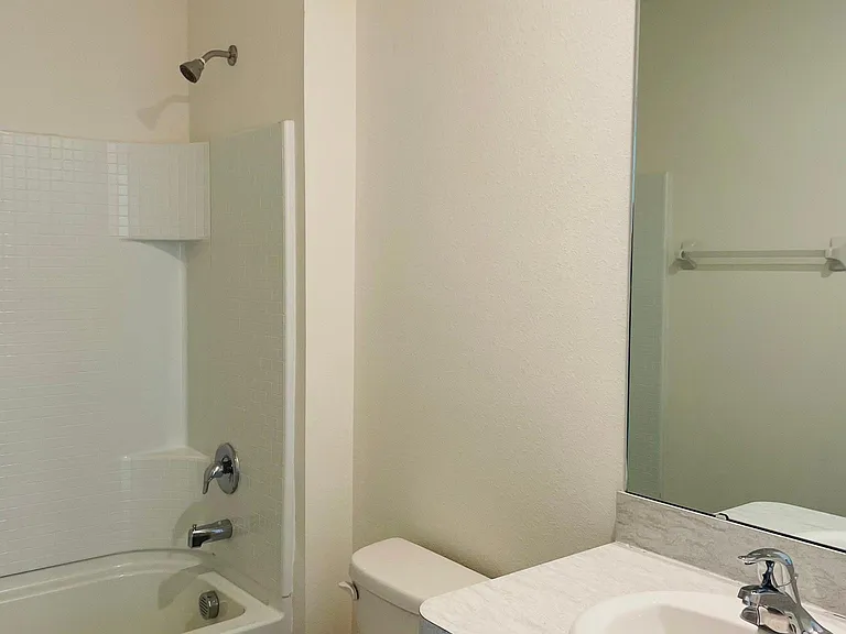 5503 Hollingworth Trl — Photo 11