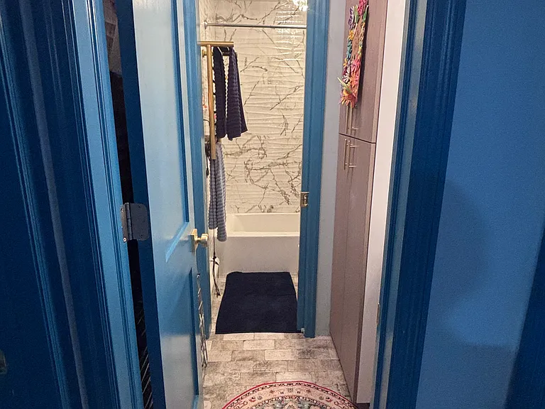 348 Central Park Ave #C16 — Photo 16