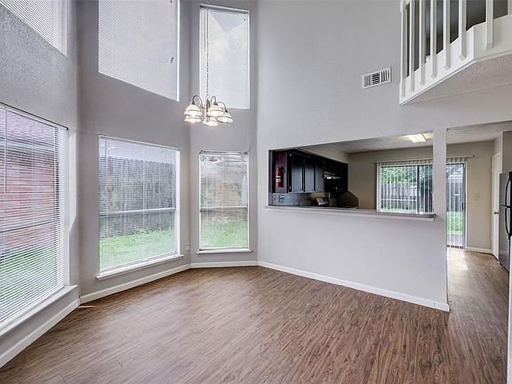 4th image of 10726 Buffalo Bend Dr