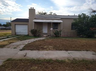 700 S 12th St, Slaton, TX 79364