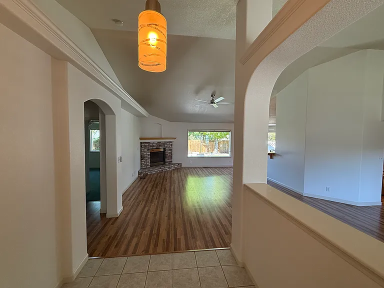 1267 San Pablo Ct — Photo 3