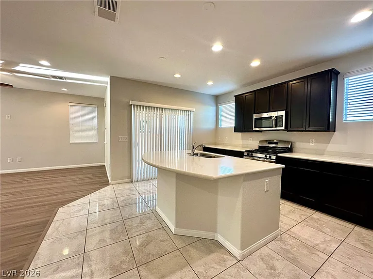 6130 Villa Lante Ave — Photo 5