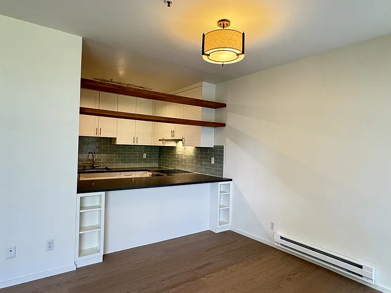 2040 Sutter St #203 — Photo 8