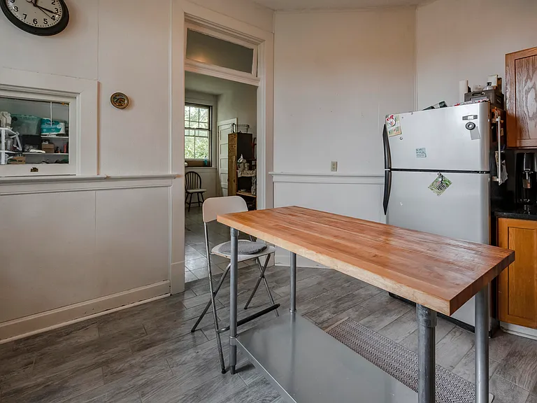 25 Hampton Ct #7 — Photo 51