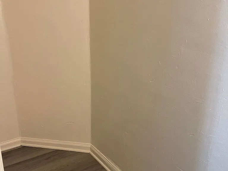 2514 Piedmont Ave — Photo 9