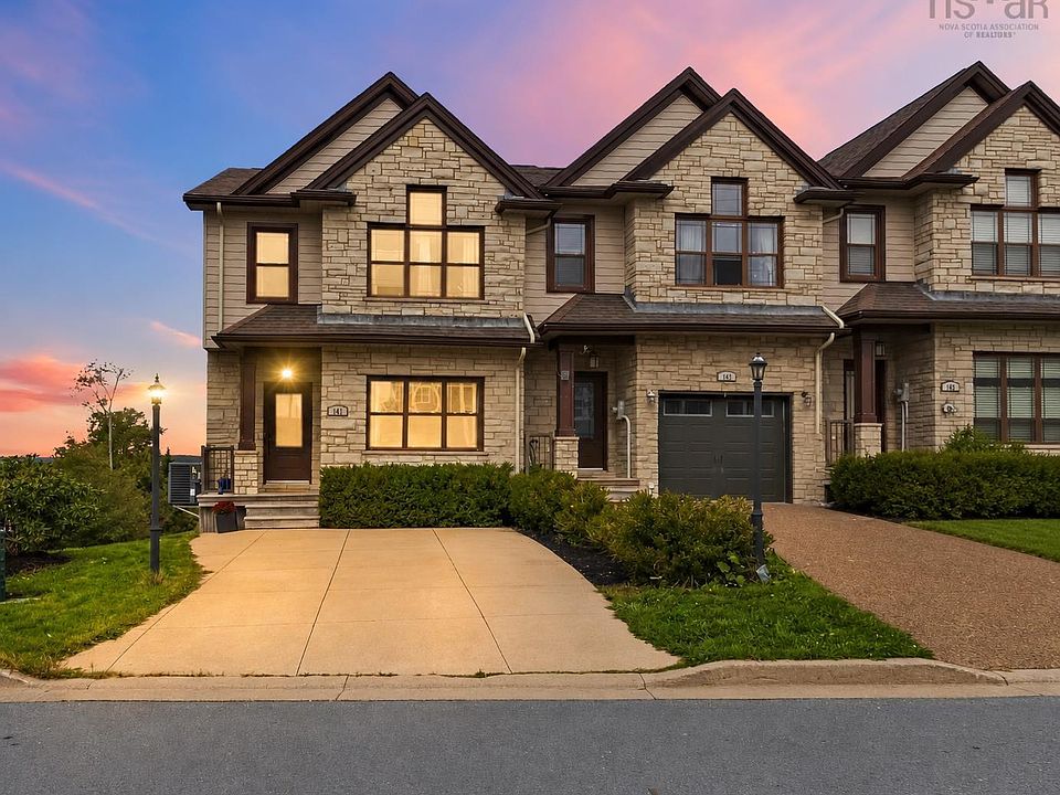 1st image of 147 Maple Grove Ave