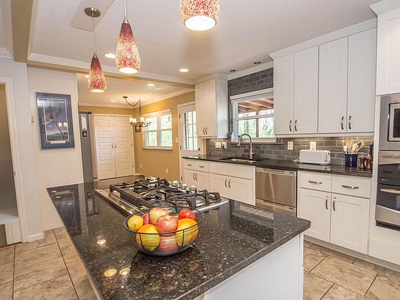 5th image of 3000 Ticonderoga Ln