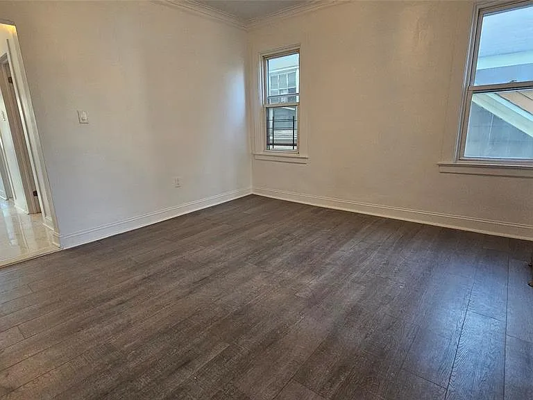 93 21st St #3 — Photo 9