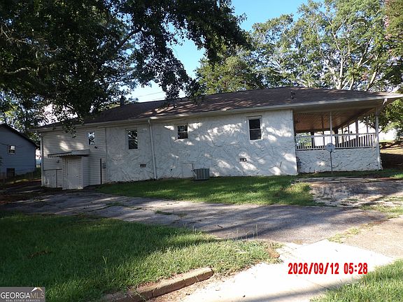 4th image of 202 Lovvorn Rd