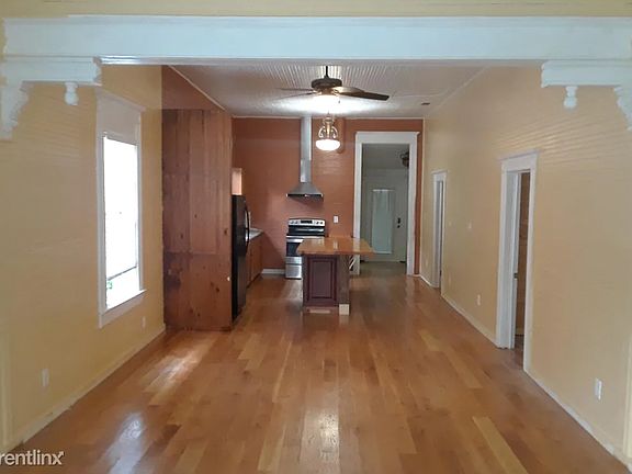4th image of 1611 15th Ave