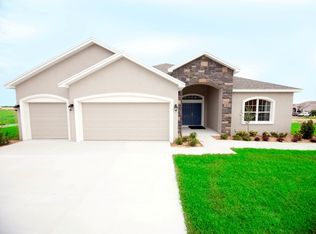 3324 Ranchdale Dr, Plant City, FL 33566