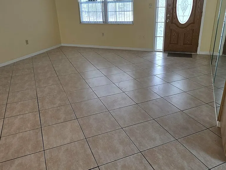 5005 Genesis Ave — Photo 12