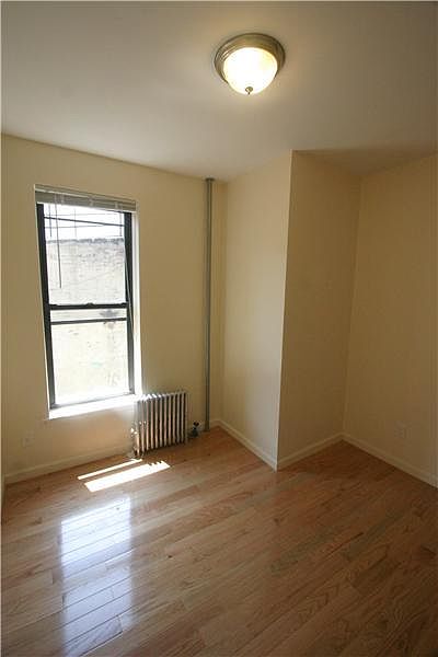 1st image of 80 Mulberry St APT 29