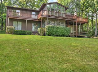 494 Shoreline Dr, Decatur, IL 62521