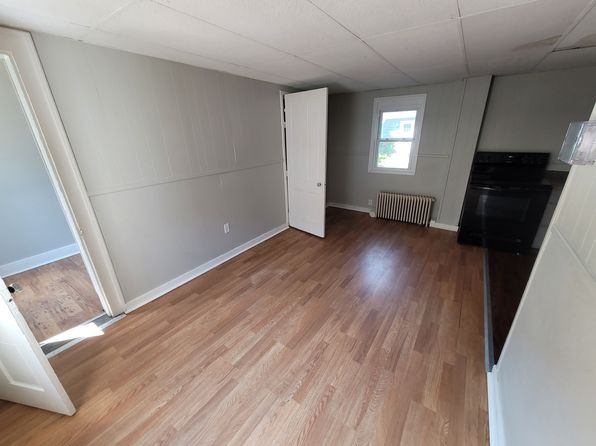 24 Sewall St APT 3