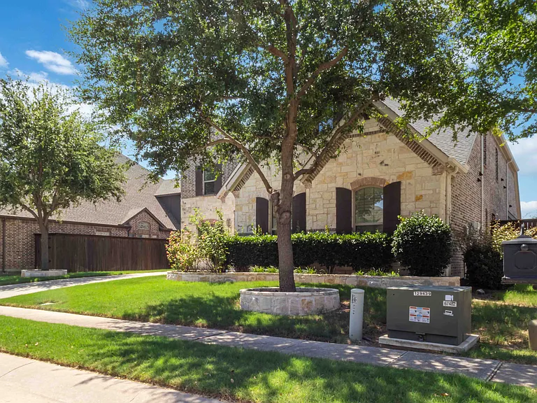2009 Temperate Dr — Photo 4
