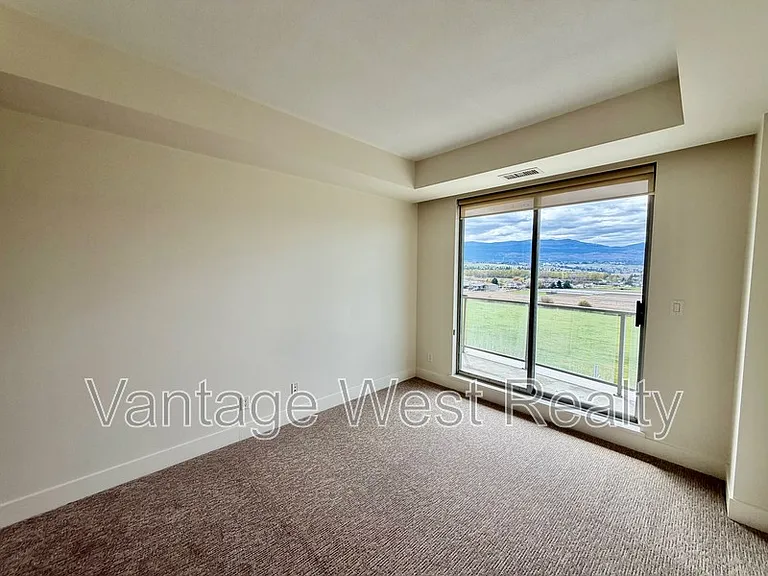 2040 Springfield Rd #802 — Photo 14