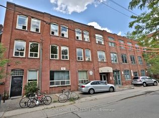 34 Noble St #102, Toronto, ON M6K 2C9
