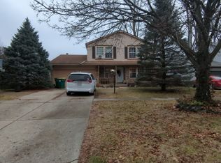8203 S Huron River Dr, Ypsilanti, MI