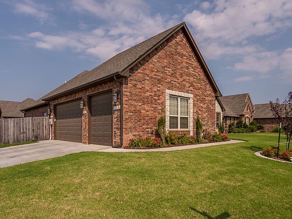 4th image of 4713 SW 125th Pl