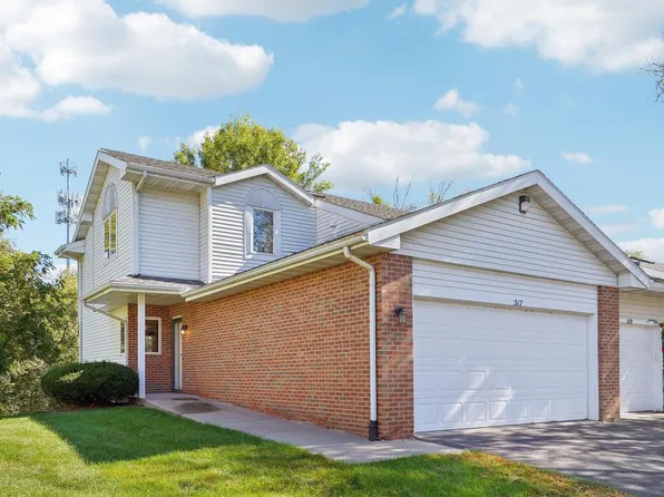 317 Castle Oaks Crossing, Waunakee, WI 53597
