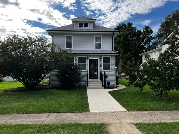 328 N 12th St, Rochelle, IL 61068