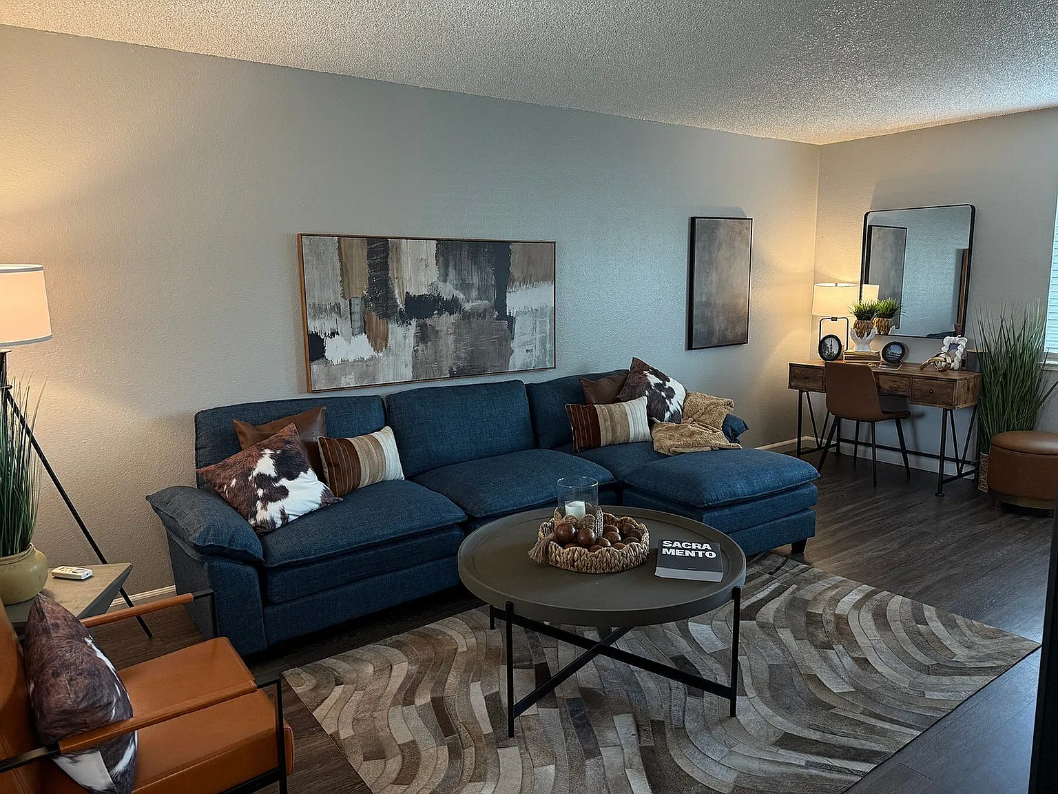 University River Village B — Photo 1