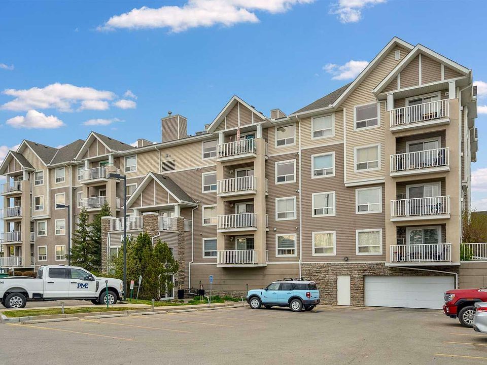 1st image of 128 Centre Ave #202