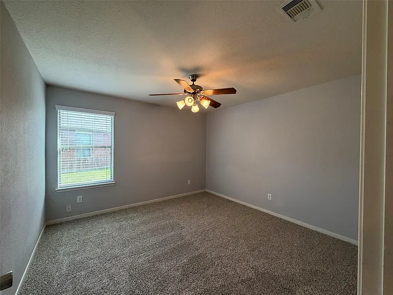 8023 Clover Leaf Dr — Photo 27