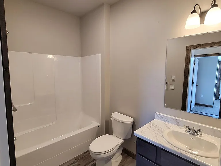 Johnson Street Apartments — Photo 8