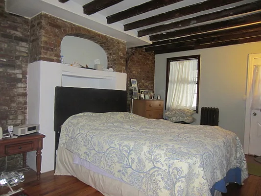 Rented by Aguayo & Huebener Brooklyn | media 13